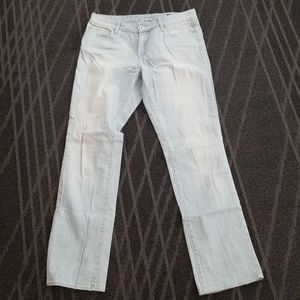 Women's Levi's Jeans